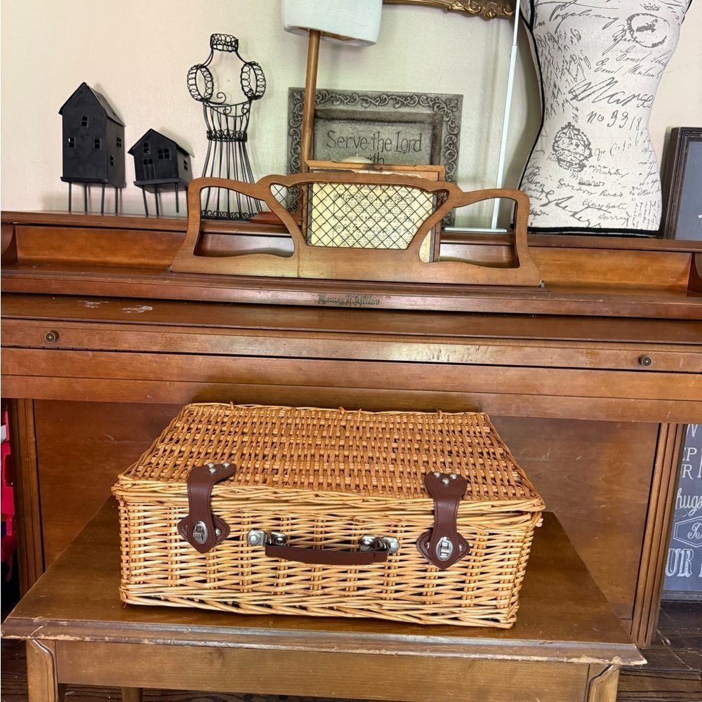 Vintage 1971  Hand Woven Wicker Storage Basket with Leather Accents